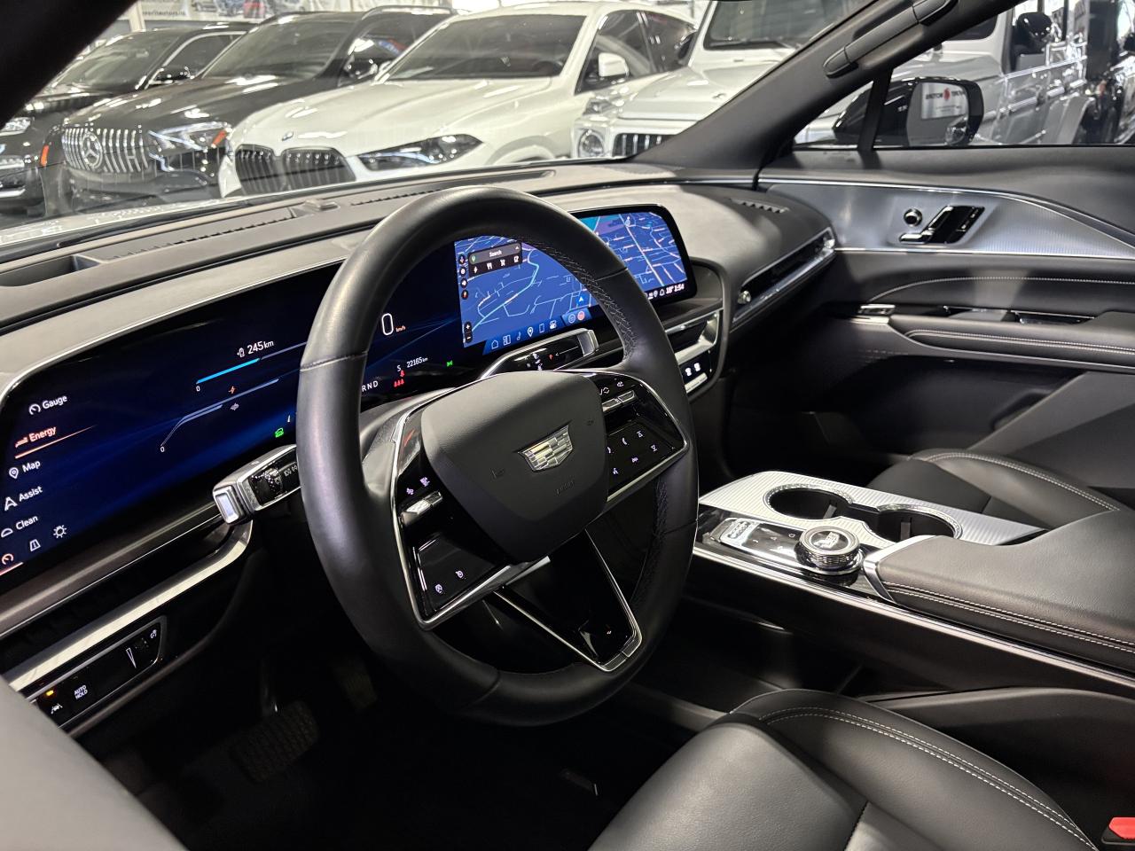 2024 Cadillac LYRIQ Tech|1SA|RWD|CLUSTERNAV|FULLPANOROOF|LEATHER|CAM|+ - Photo #21