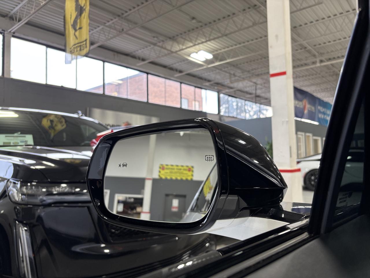 2024 Cadillac LYRIQ Tech|1SA|RWD|CLUSTERNAV|FULLPANOROOF|LEATHER|CAM|+ - Photo #23