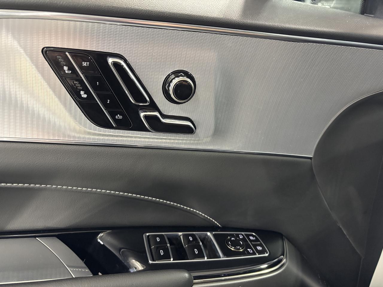 2024 Cadillac LYRIQ Tech|1SA|RWD|CLUSTERNAV|FULLPANOROOF|LEATHER|CAM|+ - Photo #22