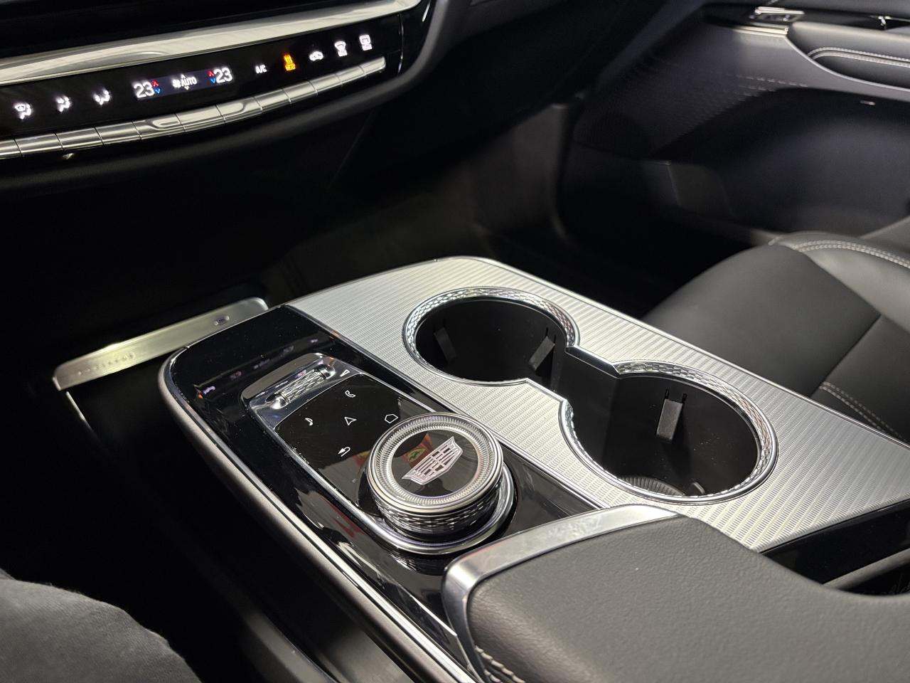 2024 Cadillac LYRIQ Tech|1SA|RWD|CLUSTERNAV|FULLPANOROOF|LEATHER|CAM|+ - Photo #24