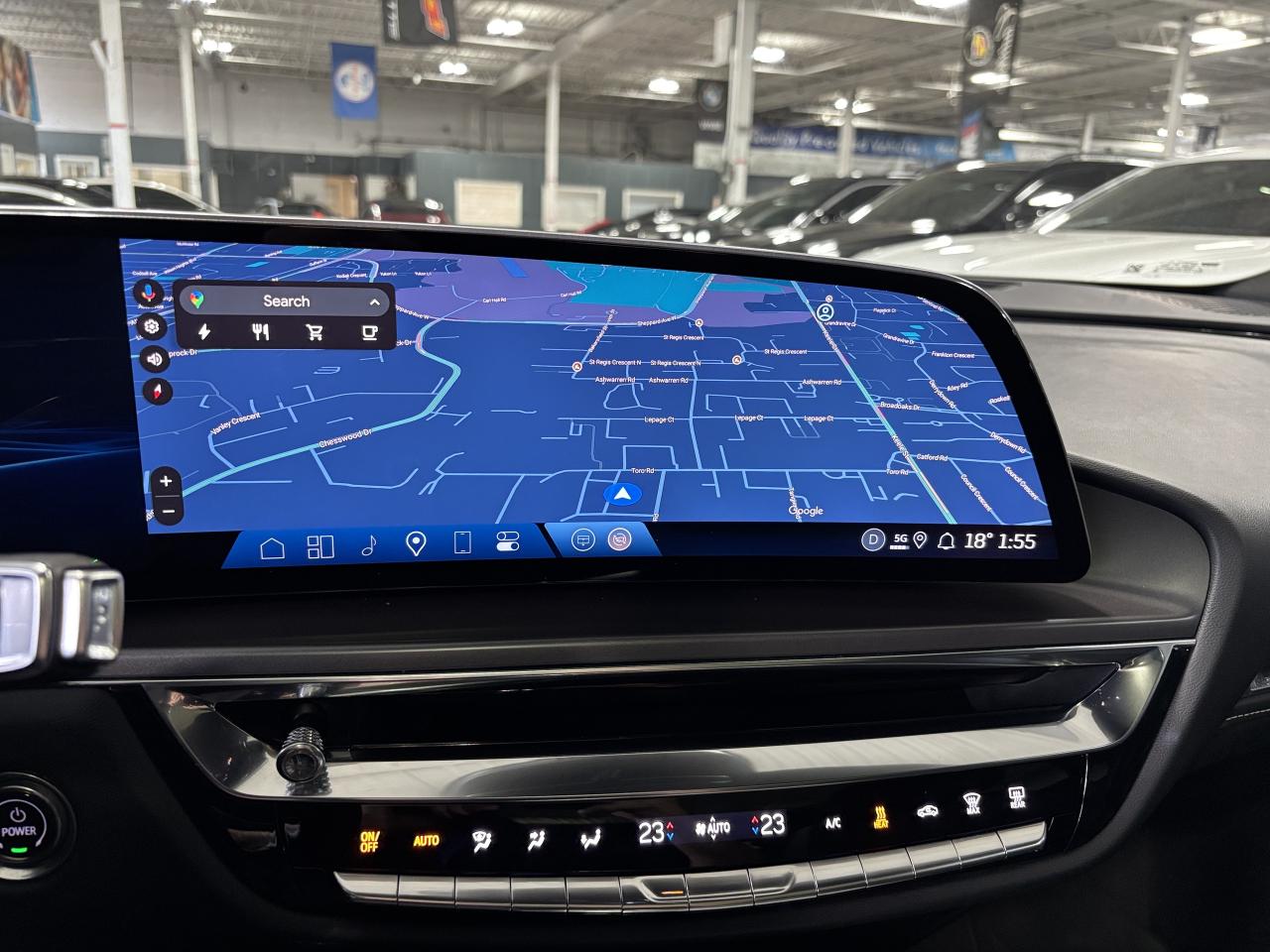 2024 Cadillac LYRIQ Tech|1SA|RWD|CLUSTERNAV|FULLPANOROOF|LEATHER|CAM|+ - Photo #26