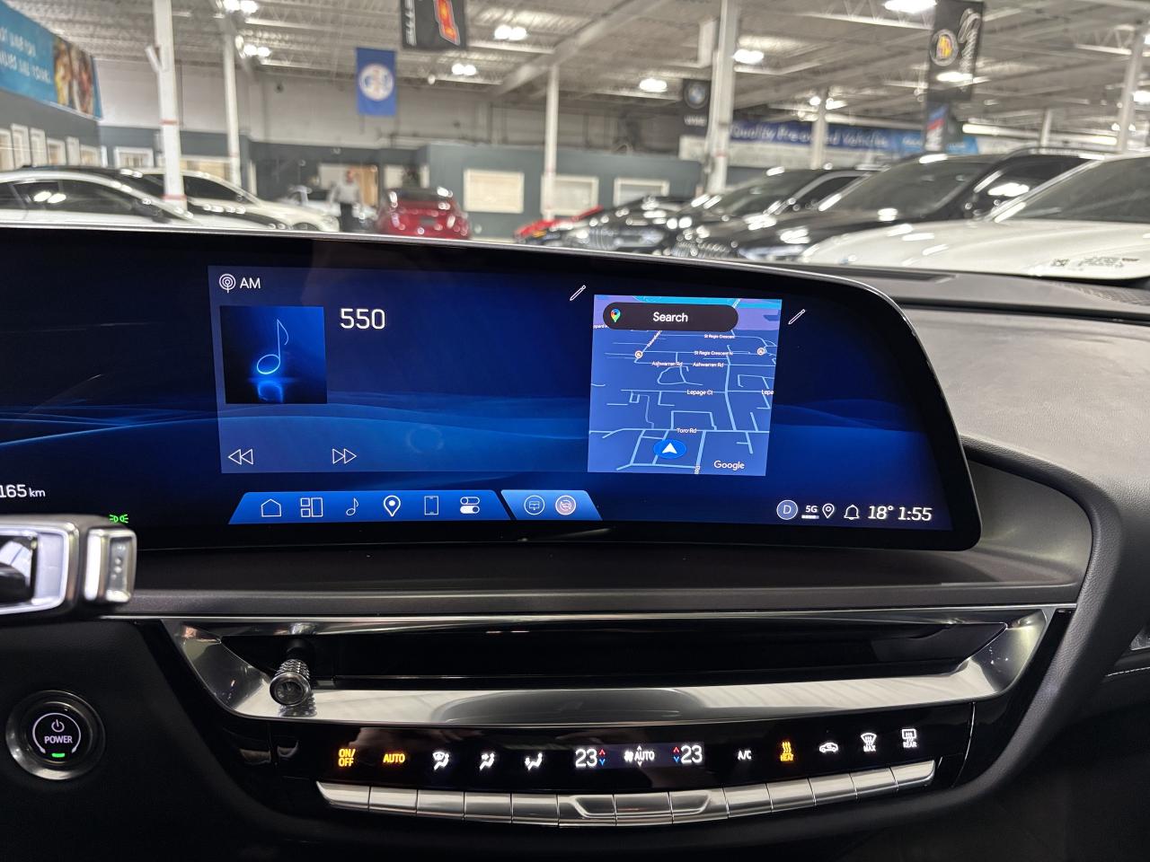 2024 Cadillac LYRIQ Tech|1SA|RWD|CLUSTERNAV|FULLPANOROOF|LEATHER|CAM|+ - Photo #29