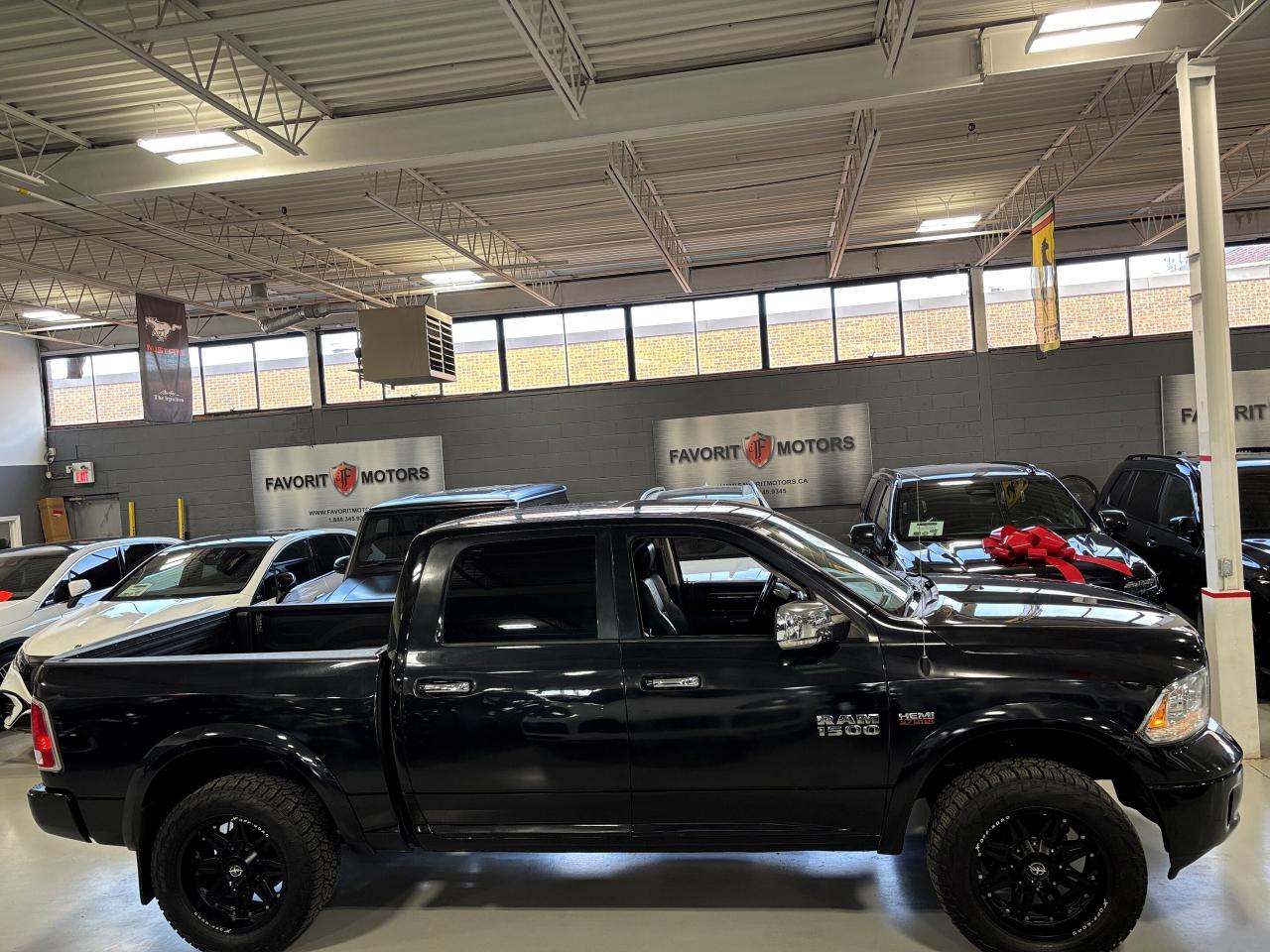 2016 RAM 1500 Laramie|V8HEMI|4WD|CREW|NAV|ALPINE|LEATHER|WHEELS| Photo2