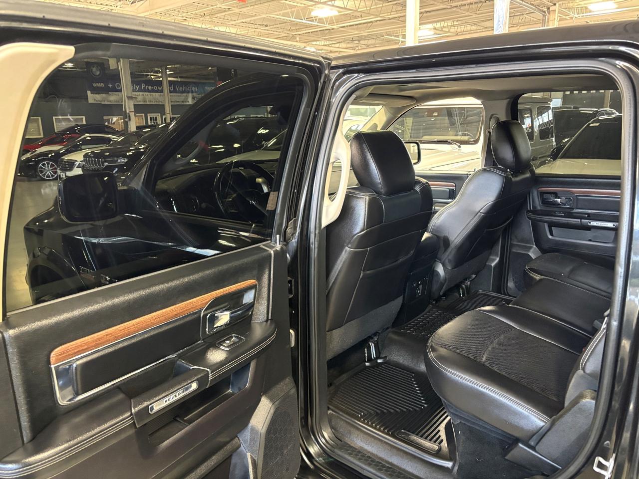 2016 RAM 1500 Laramie|V8HEMI|4WD|CREW|NAV|ALPINE|LEATHER|WHEELS| - Photo #8