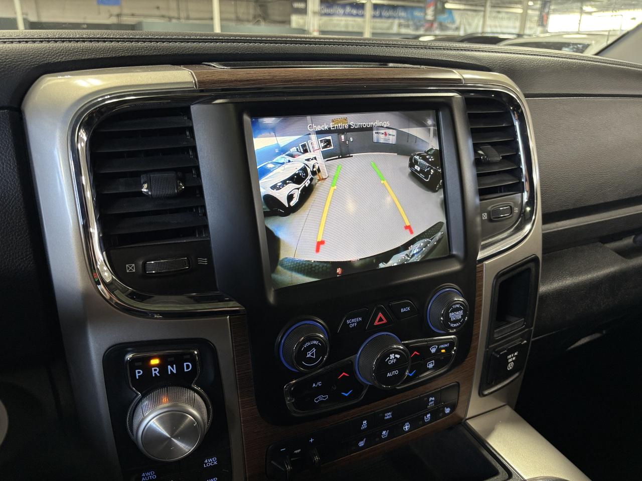 2016 RAM 1500 Laramie|V8HEMI|4WD|CREW|NAV|ALPINE|LEATHER|WHEELS| - Photo #28