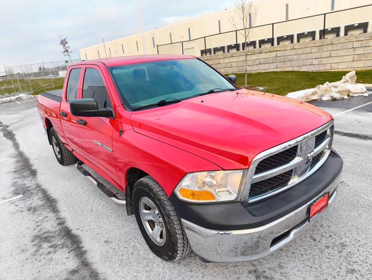 2011 RAM 1500 ST 4dr Quad Cab 4WD SB (4.7L 8cyl 5A) Photo3