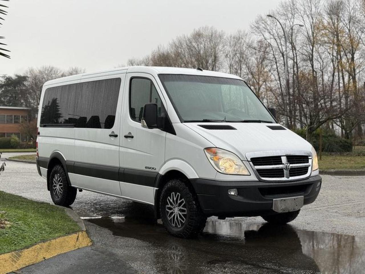 Used 2008 Dodge Sprinter 2500 12-Passenger Low Roof Van for sale in Burnaby, BC