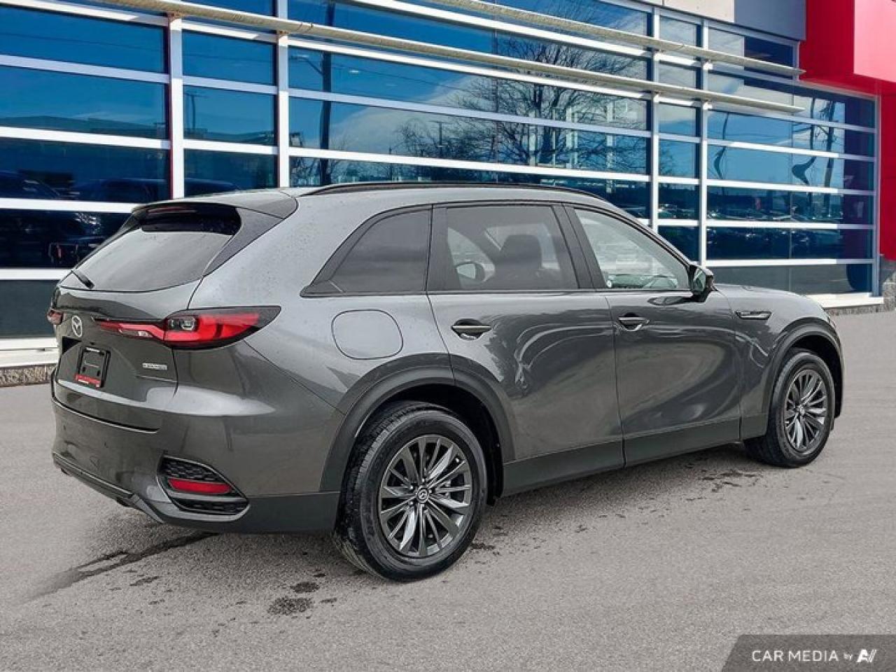 2025 Mazda CX-70 PHEV GS-L AWD | Leatherette | Moonroof | Apple Carplay + Android Auto | BSM | and More! Photo3