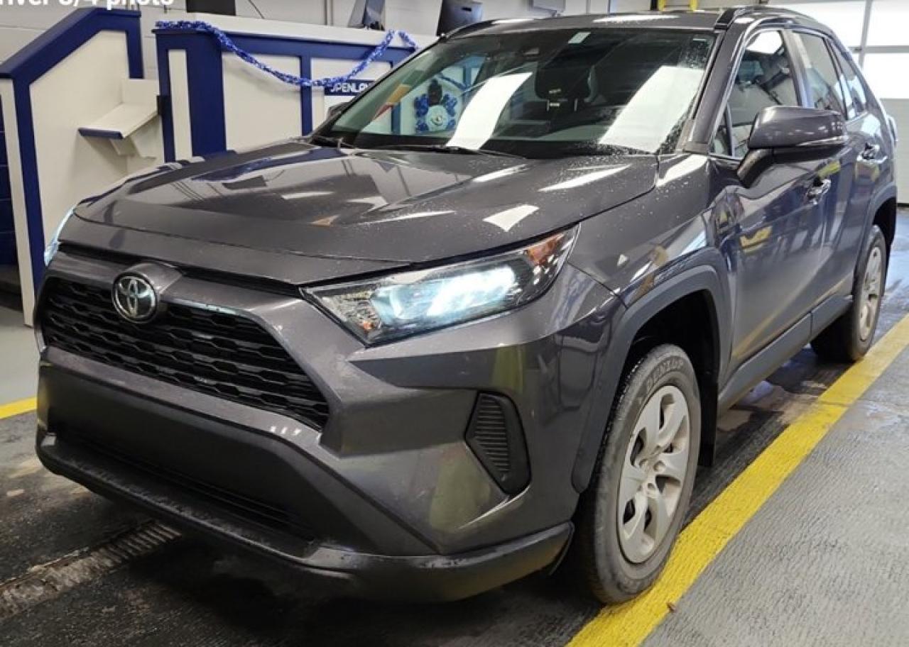 Used 2019 Toyota RAV4 LE | Radar Cruise | Heated Seats | Bluetooth | Rear Camera | and More ! for sale in Guelph, ON