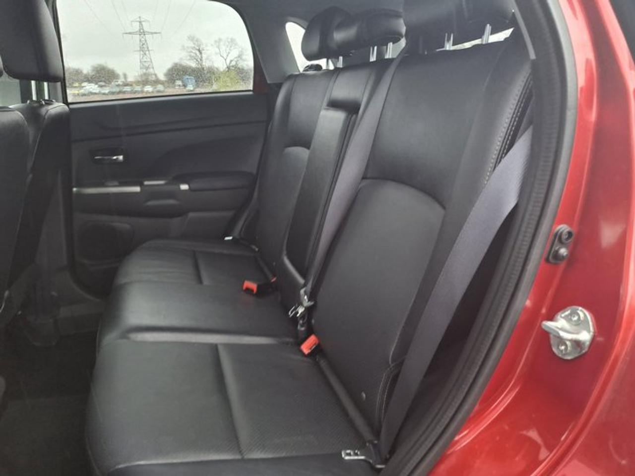 2019 Mitsubishi RVR GT Premium AWD | Leather | Glass Roof | Premium Audio | CarPlay + Android | Power Seat & More! Photo
