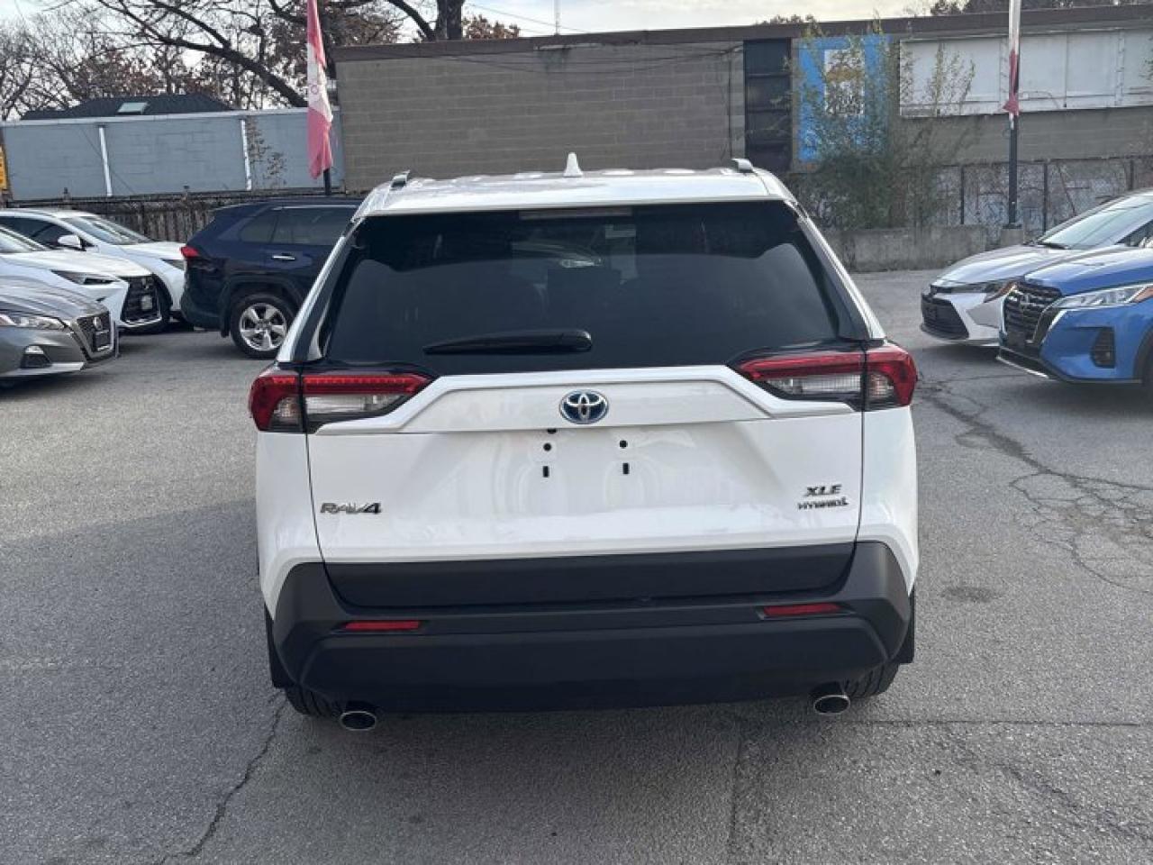 2024 Toyota RAV4 Hybrid AWD | Heated Seats + Steering | Blind Sport Monitor | Carplay and Android Auto | and More ! Photo3