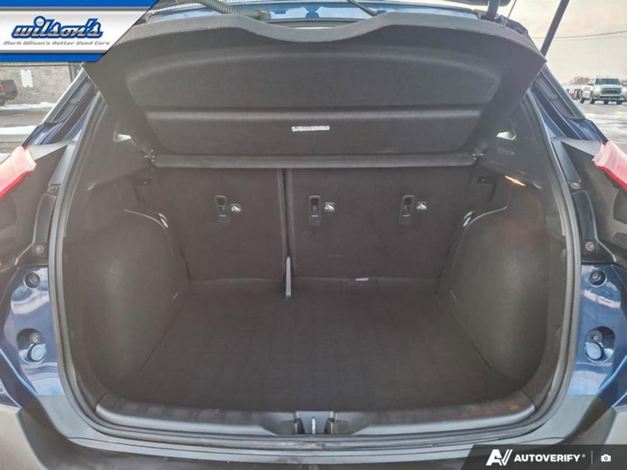 2019 Nissan Kicks SR | Leather | Heated Seats | Remote Start | Bose Audio | CarPlay + Android | Keyless Entry & More ! Photo