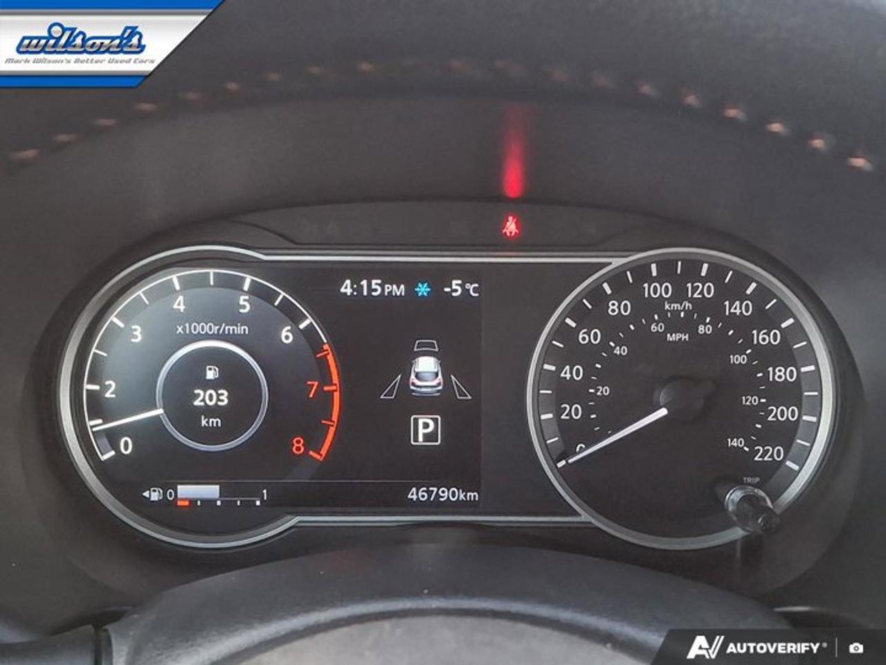 2019 Nissan Kicks SR | Leather | Heated Seats | Remote Start | Bose Audio | CarPlay + Android | Keyless Entry & More ! Photo