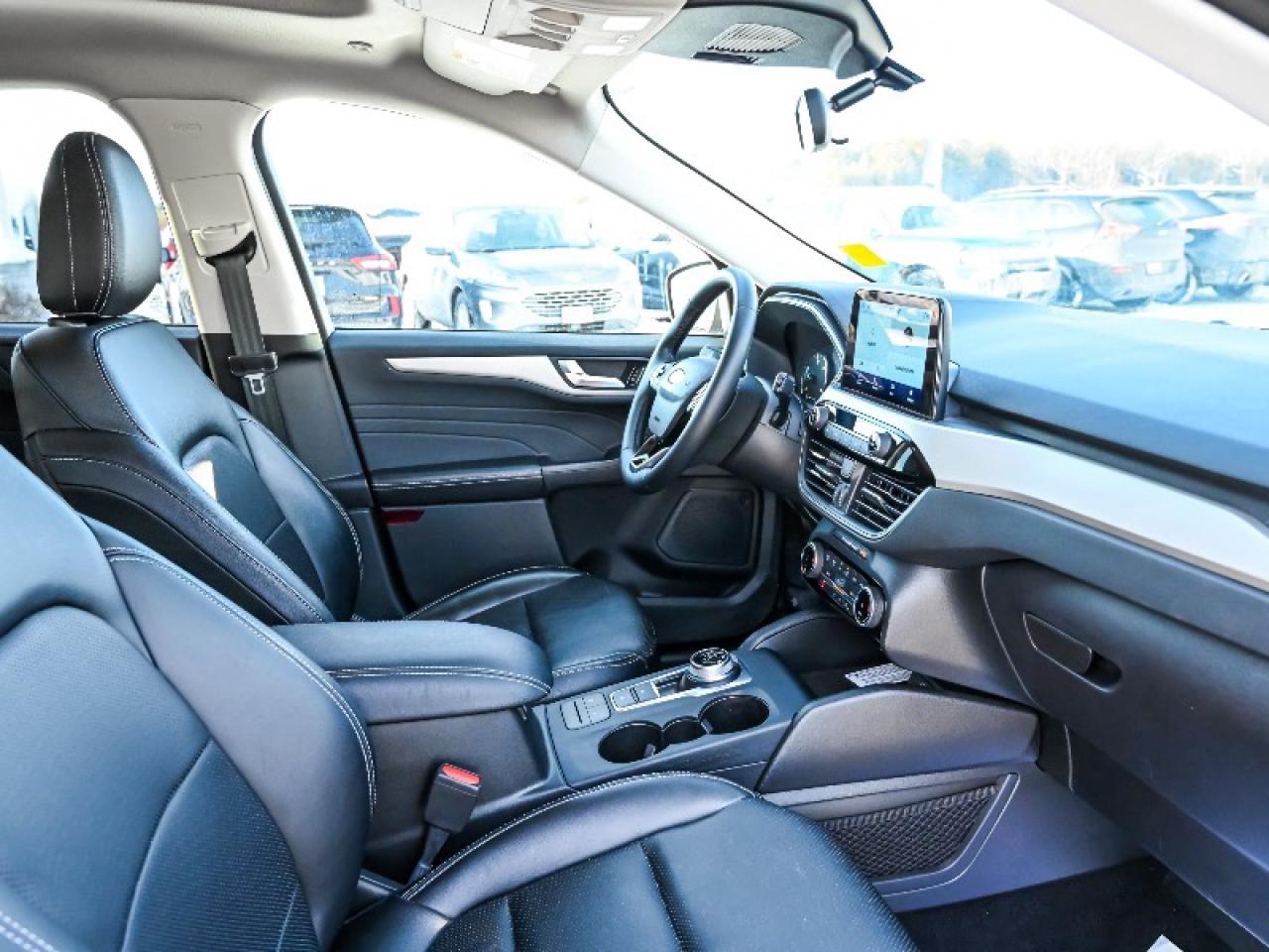 2022 Ford Escape SEL Plug-In Hybrid Photo