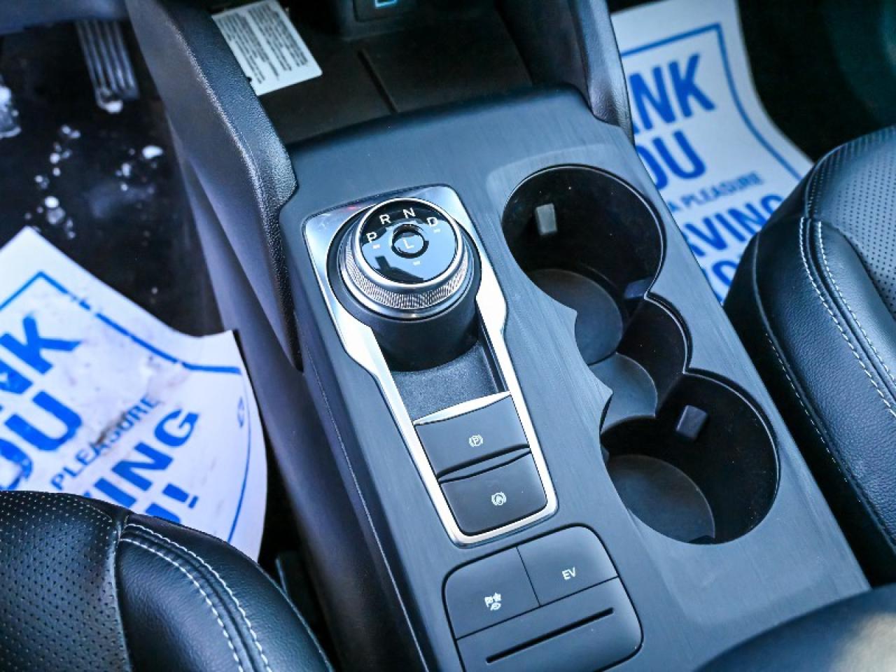 2022 Ford Escape SEL Plug-In Hybrid Photo