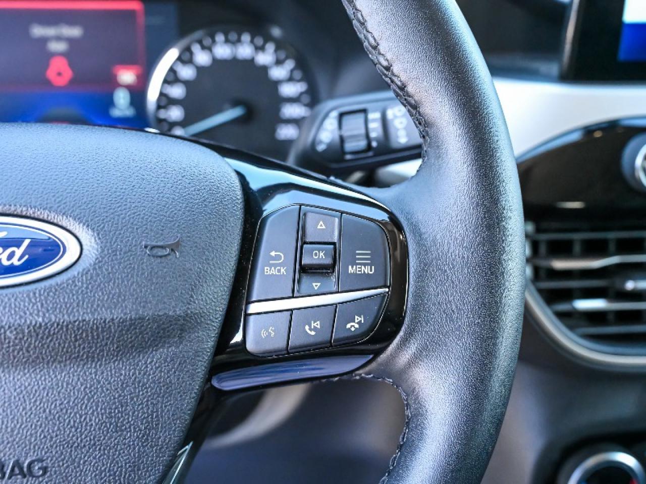 2022 Ford Escape SEL Plug-In Hybrid Photo