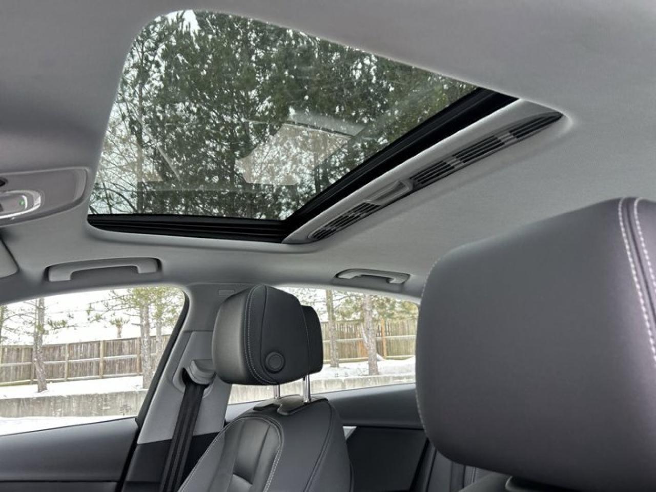 2024 Audi A4 Sedan Komfort Quattro | Sunroof | Heated Seats | Leather Seats Photo