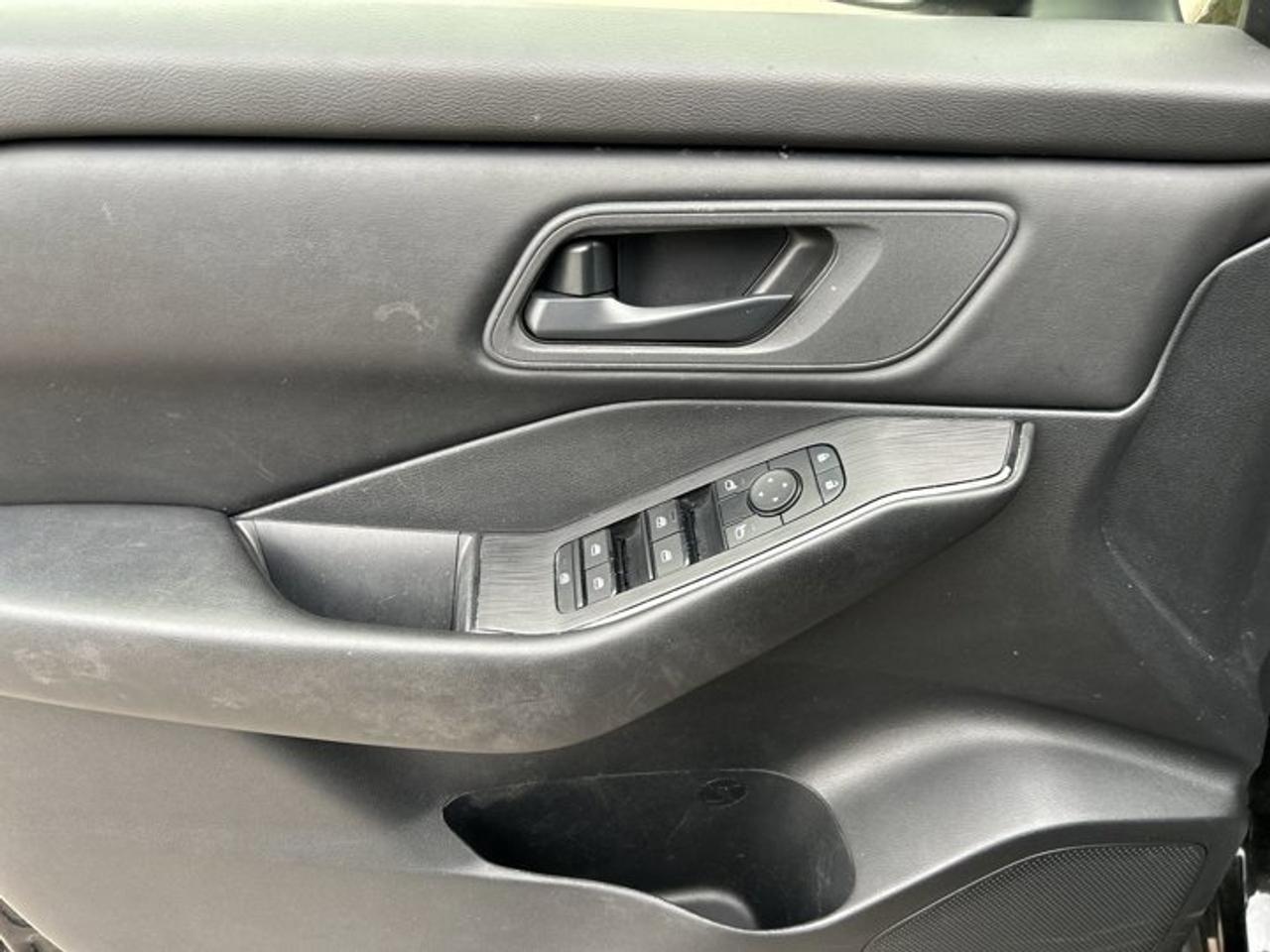 2024 Nissan Rogue S AWD | Heated Seats | Heated Steering Wheel Photo