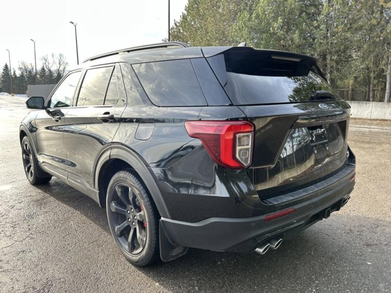 2023 Ford Explorer ST | Remote Start | Leather Seats | Panoramic Roof Photo