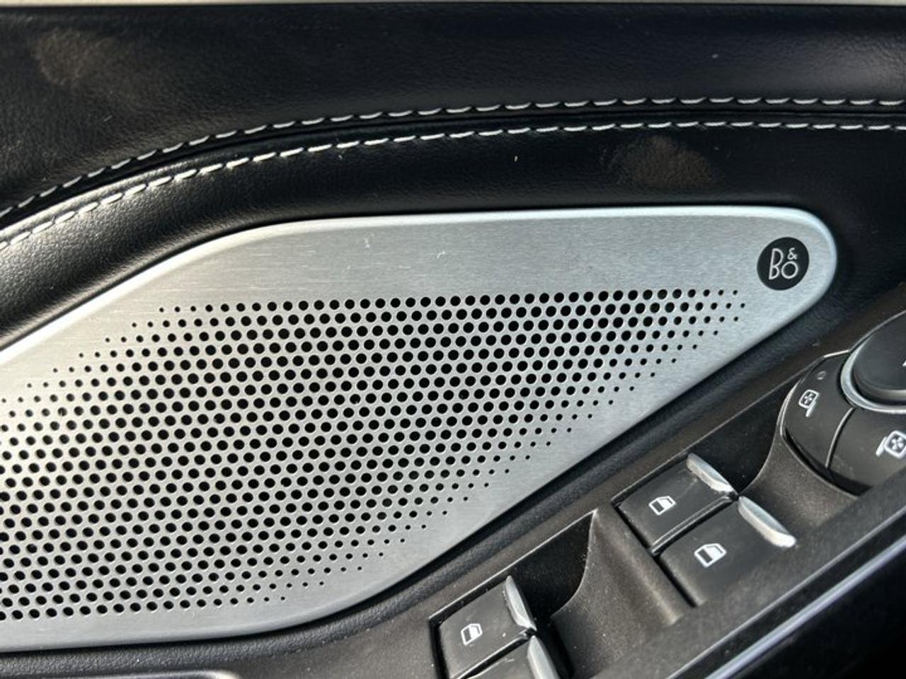 2023 Ford Explorer ST 4WD | Technology Package | Panoramic Roof Photo