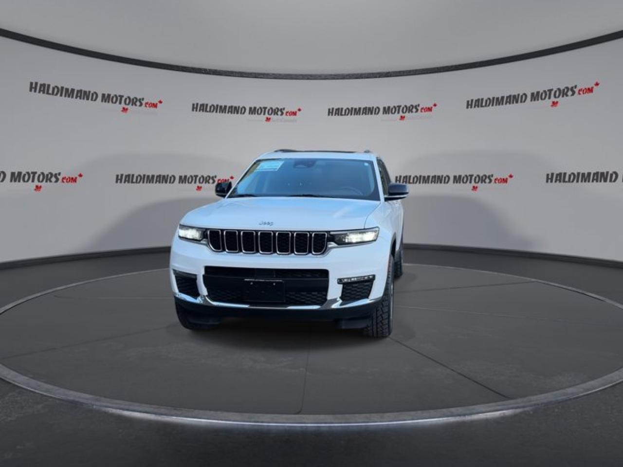 2021 Jeep Grand Cherokee Limited 4X4 Leather Seats | Heated Seats | Panoramic Roof Photo2