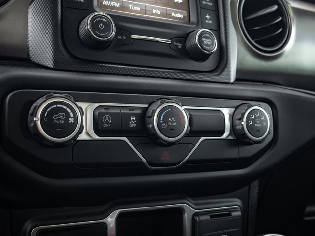 2019 Jeep Wrangler SPORT Photo