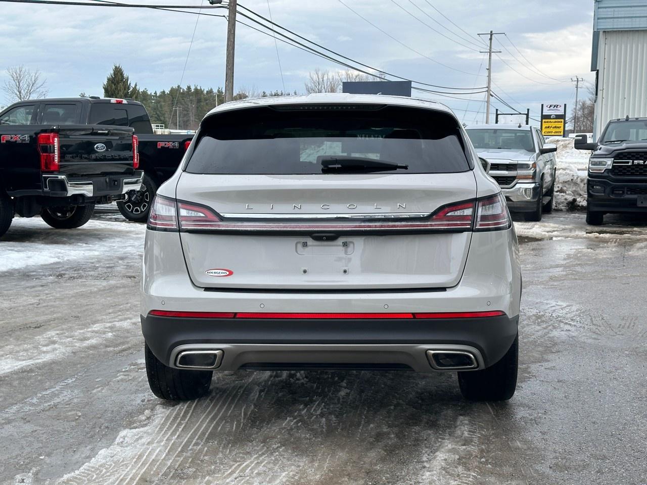 2022 Lincoln Nautilus Reserve AWD Photo