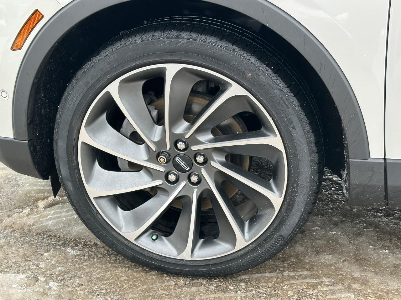 2022 Lincoln Nautilus Reserve AWD Photo