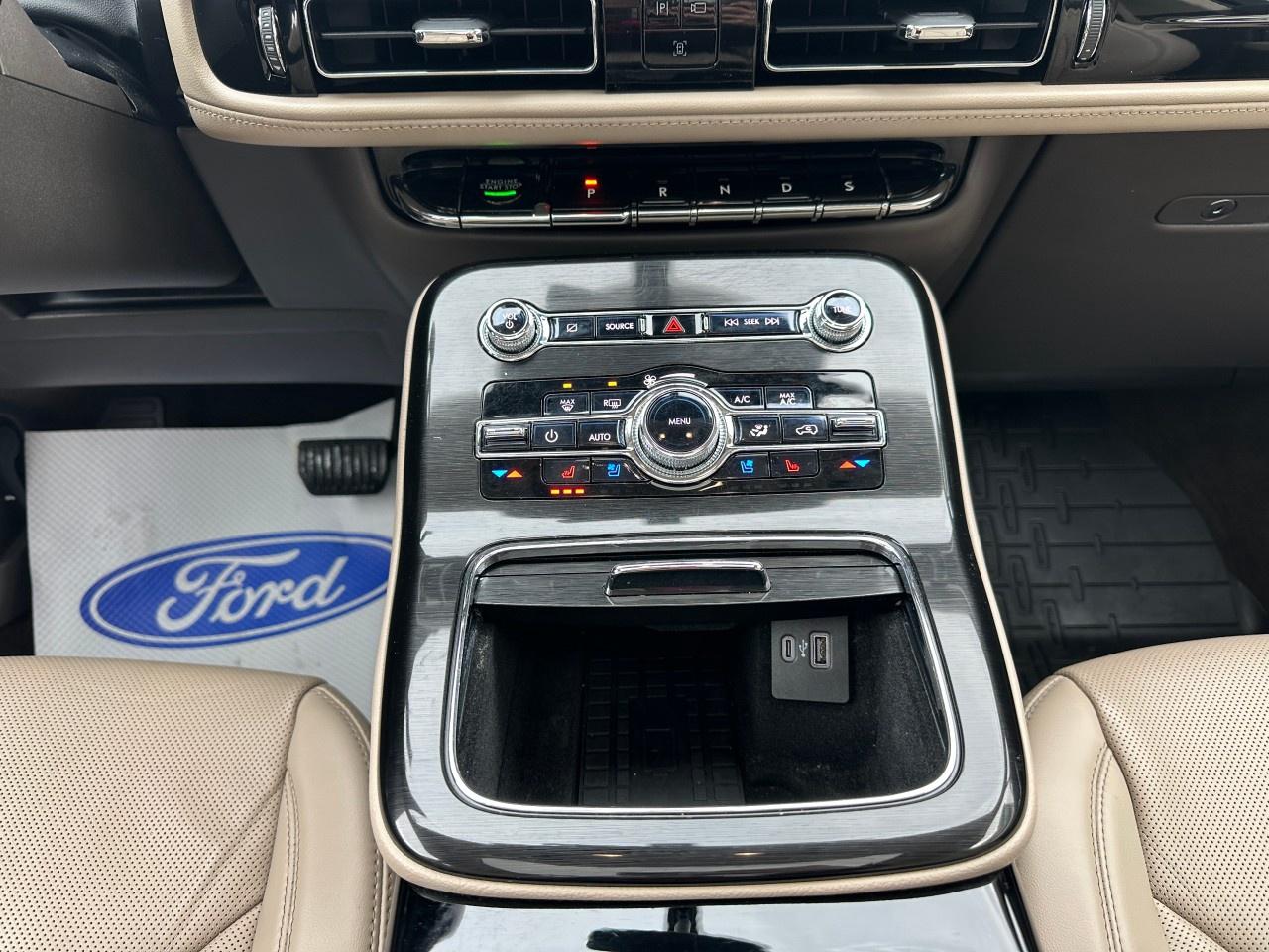 2022 Lincoln Nautilus Reserve AWD Photo