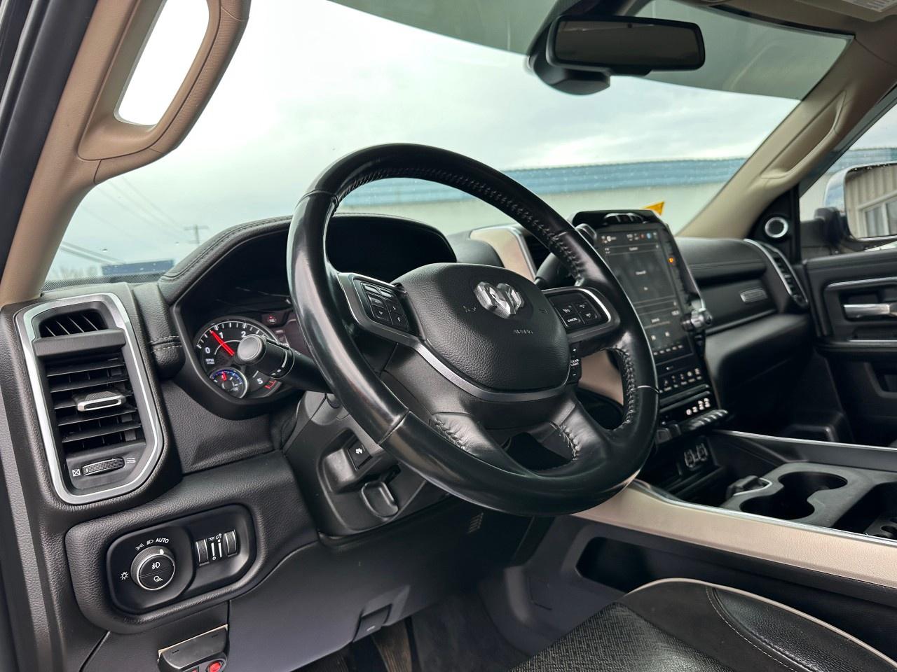 2022 RAM 2500 Laramie 4x4 Crew Cab 6'4" Box Photo