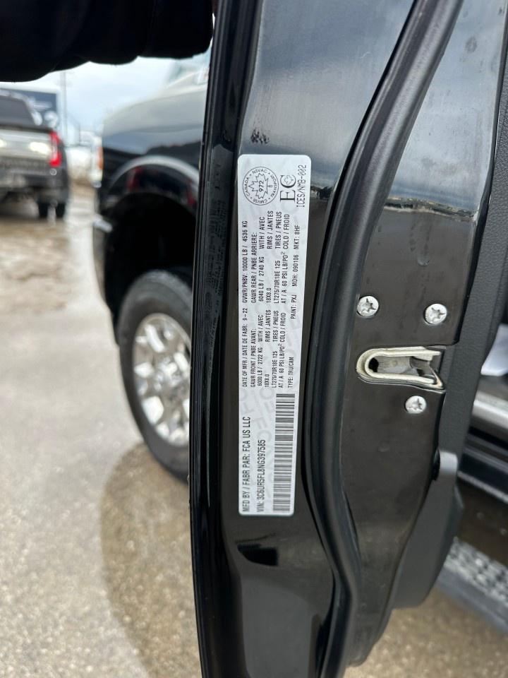 2022 RAM 2500 Laramie 4x4 Crew Cab 6'4" Box Photo