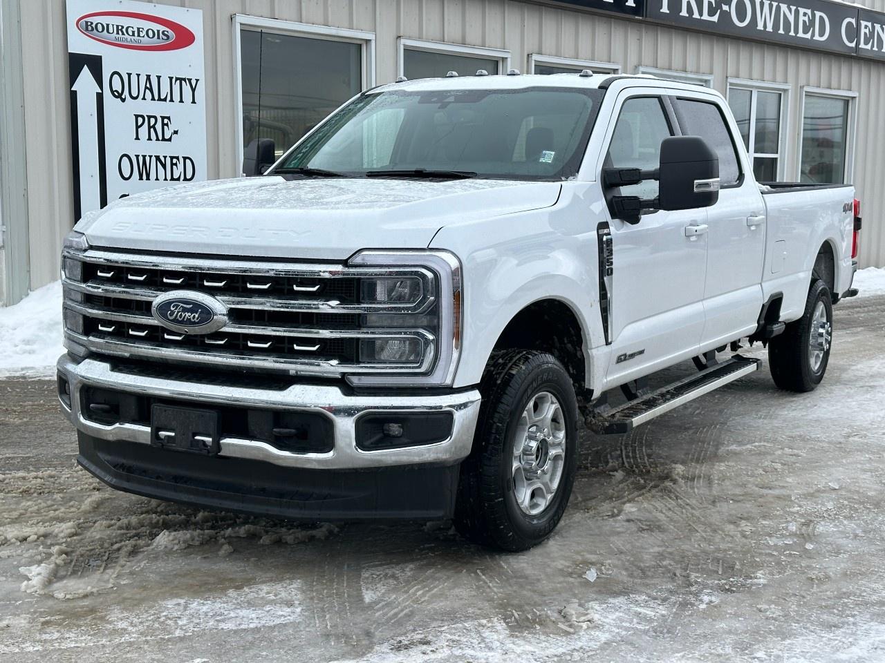 2026 Ford F-350 Super Duty SRW XLT 4WD CREW CAB 8' BOX Photo