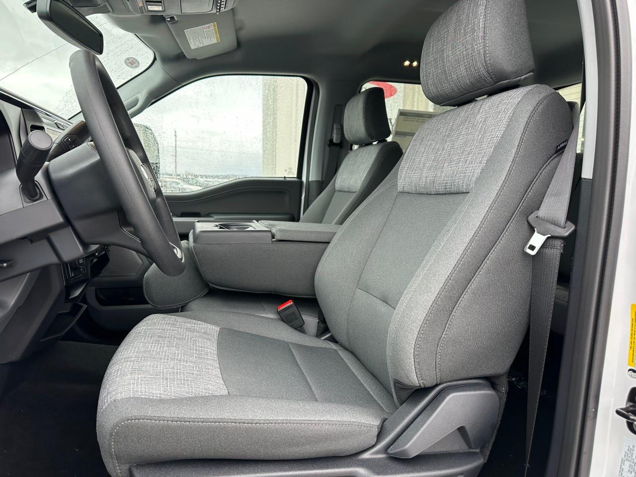 2026 Ford F-350 Super Duty SRW XLT 4WD CREW CAB 8' BOX Photo