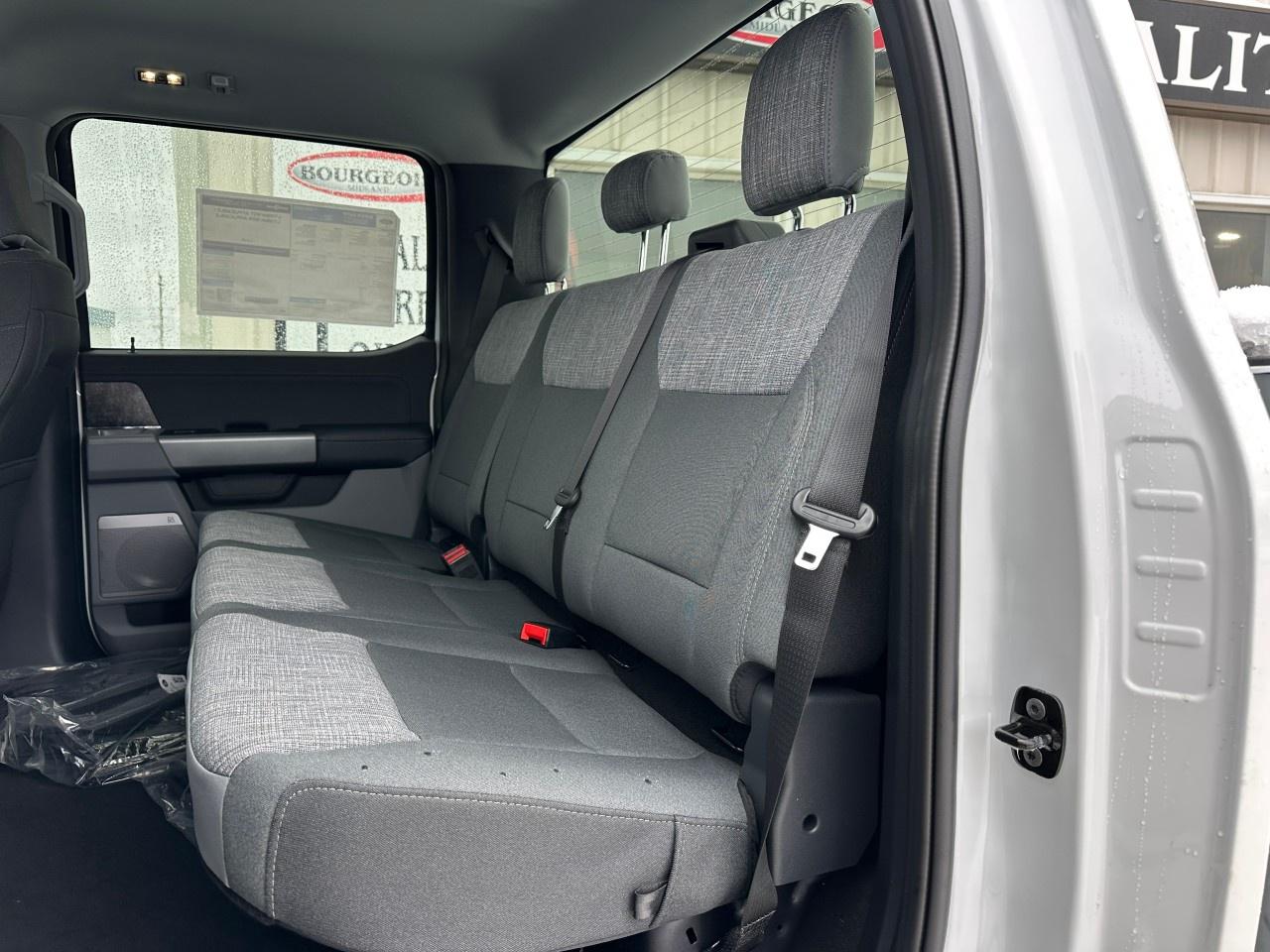 2026 Ford F-350 Super Duty SRW XLT 4WD CREW CAB 8' BOX Photo