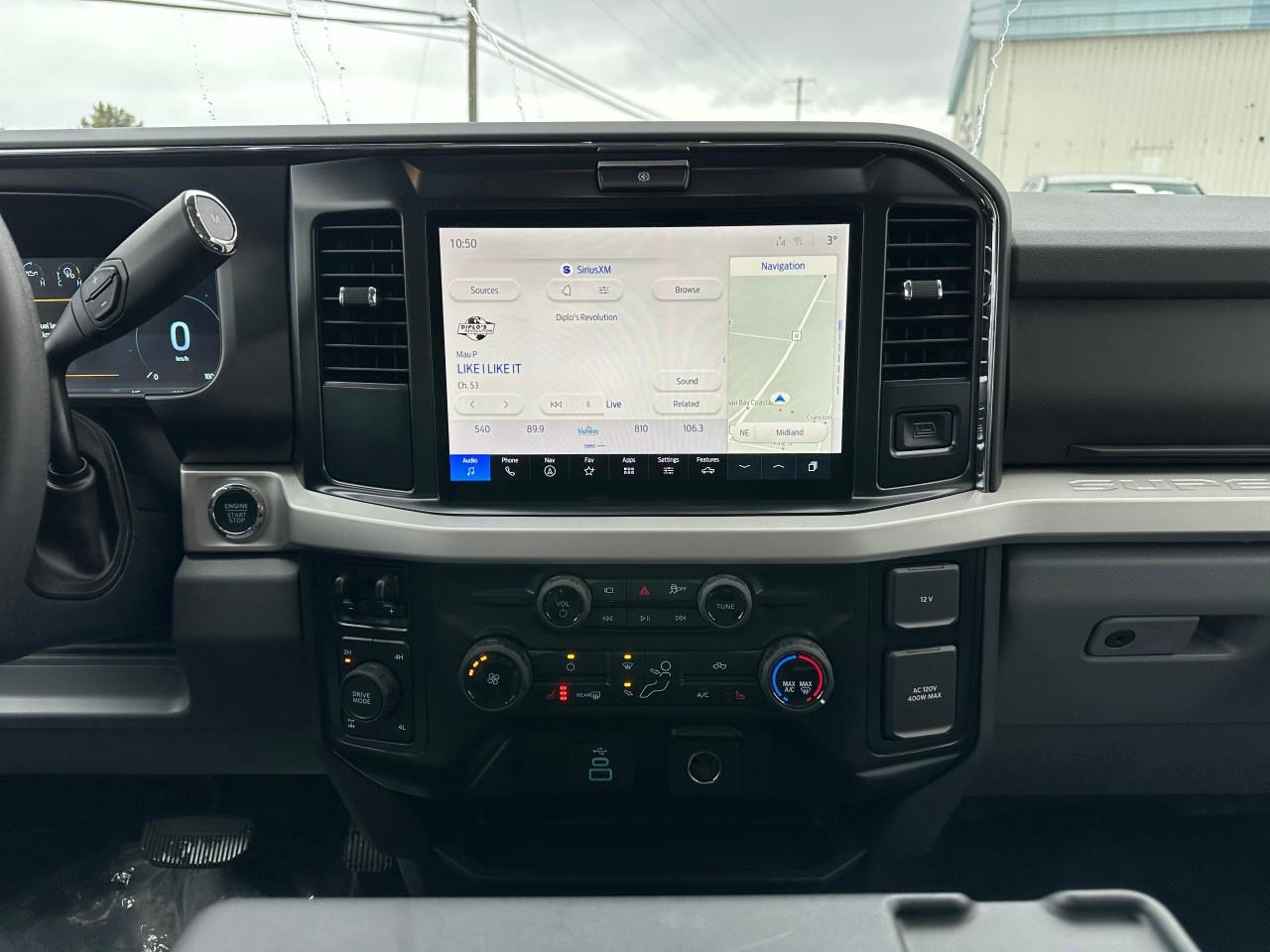 2026 Ford F-350 Super Duty SRW XLT 4WD CREW CAB 8' BOX Photo