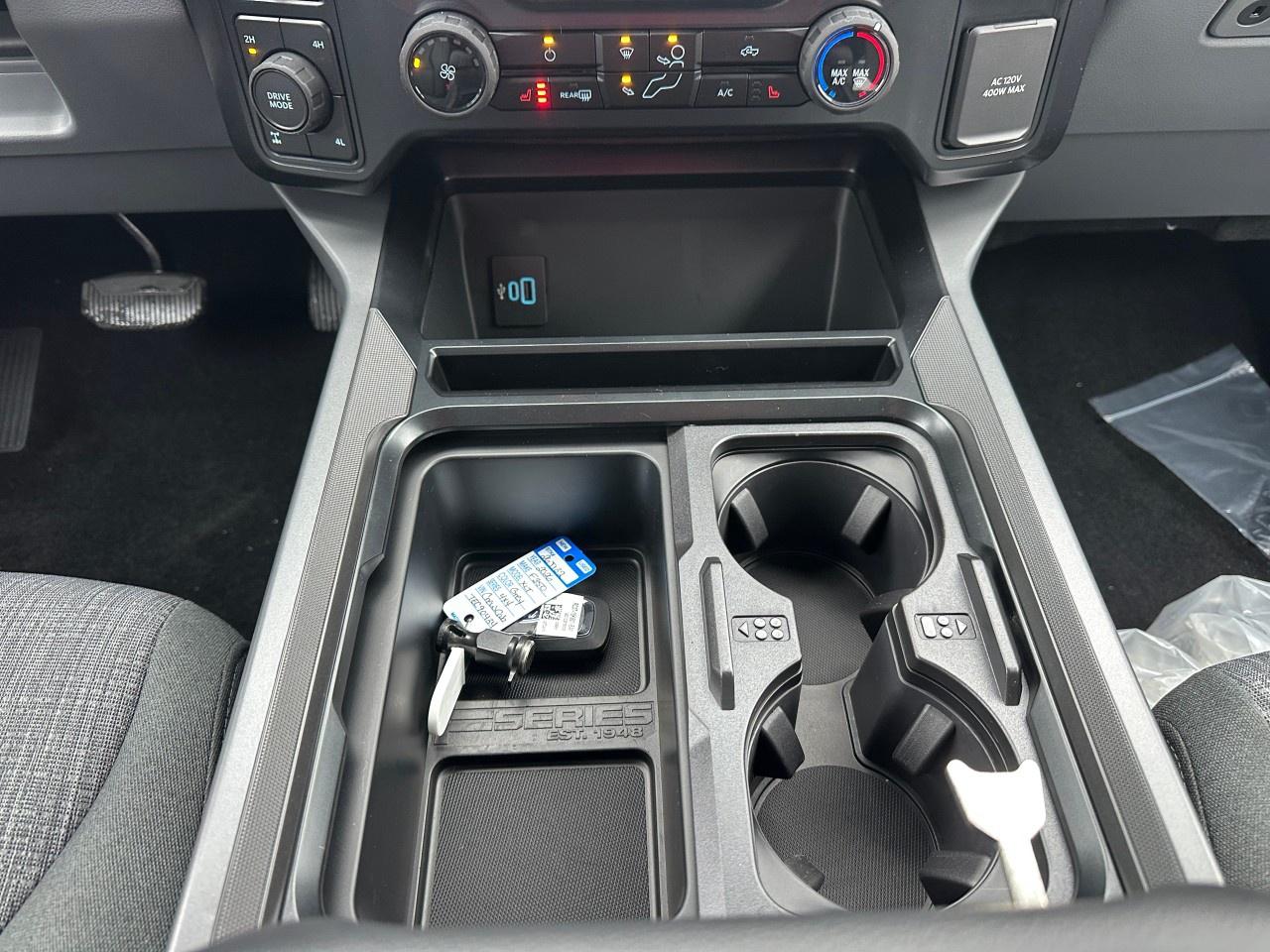 2026 Ford F-350 Super Duty SRW XLT 4WD CREW CAB 6.75' BOX Photo