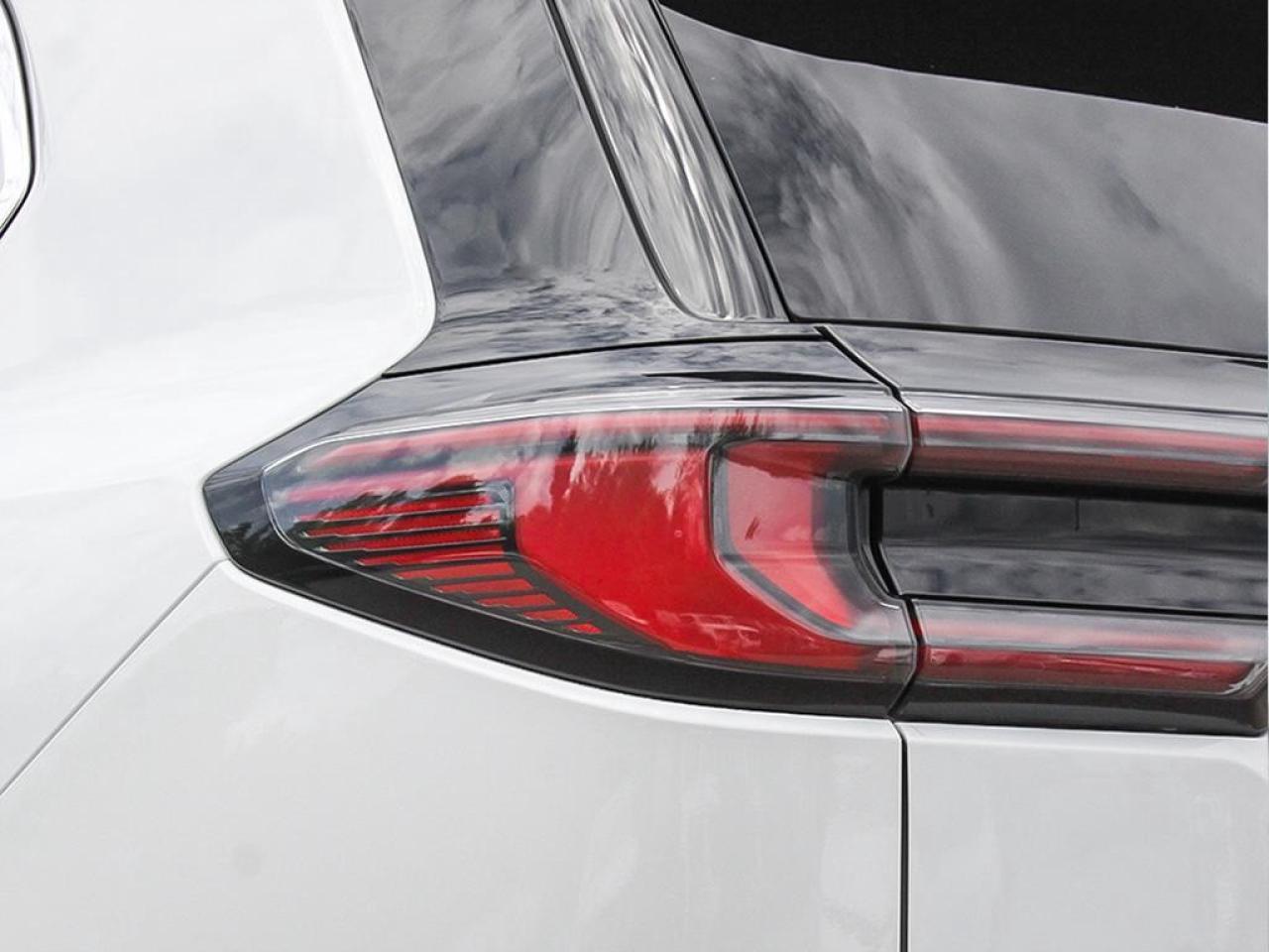 2026 GMC Acadia AWD DENALI Photo