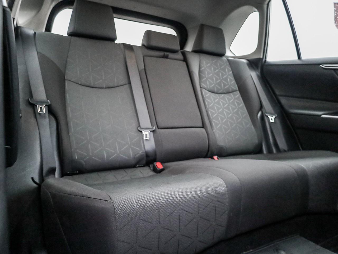 2024 Toyota RAV4 LE Photo