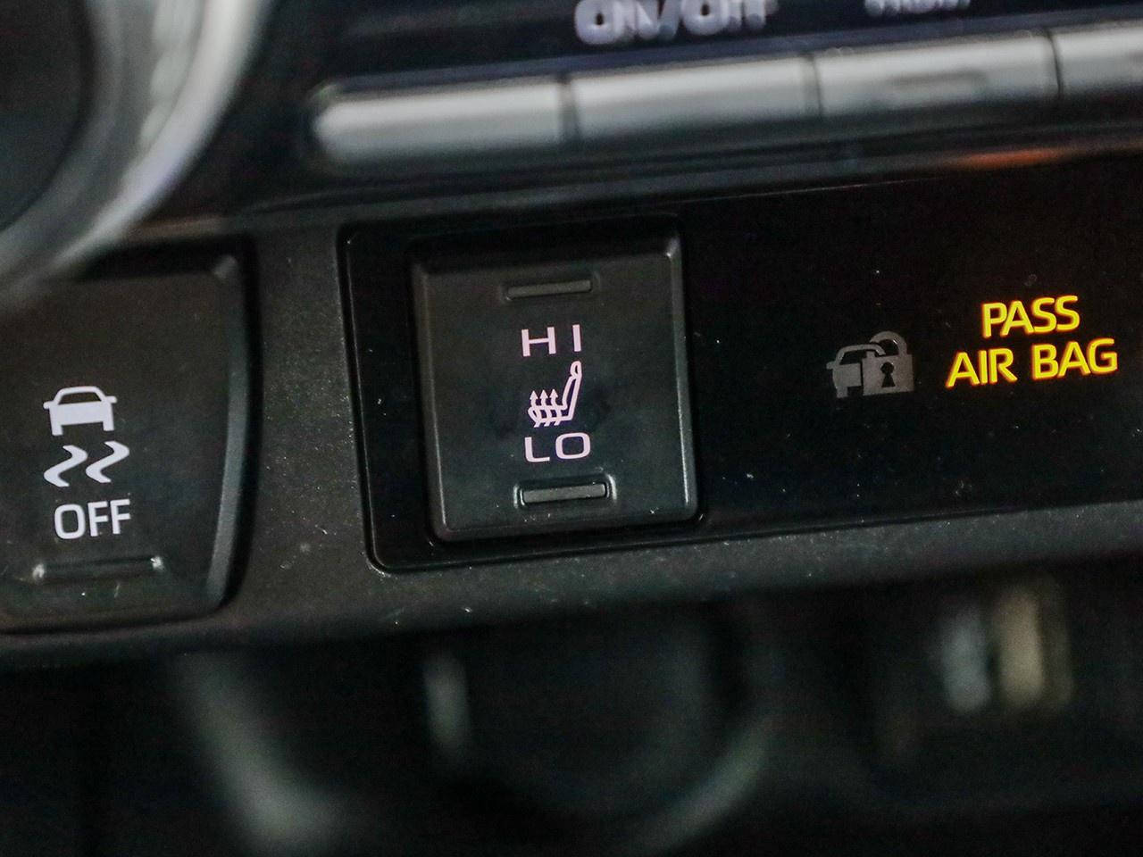 2024 Toyota RAV4 LE Photo