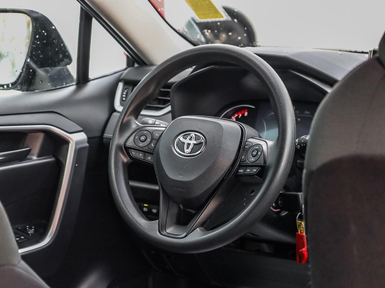 2024 Toyota RAV4 LE Photo