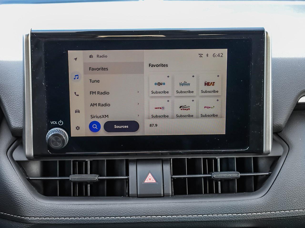 2025 Toyota RAV4 LE Photo