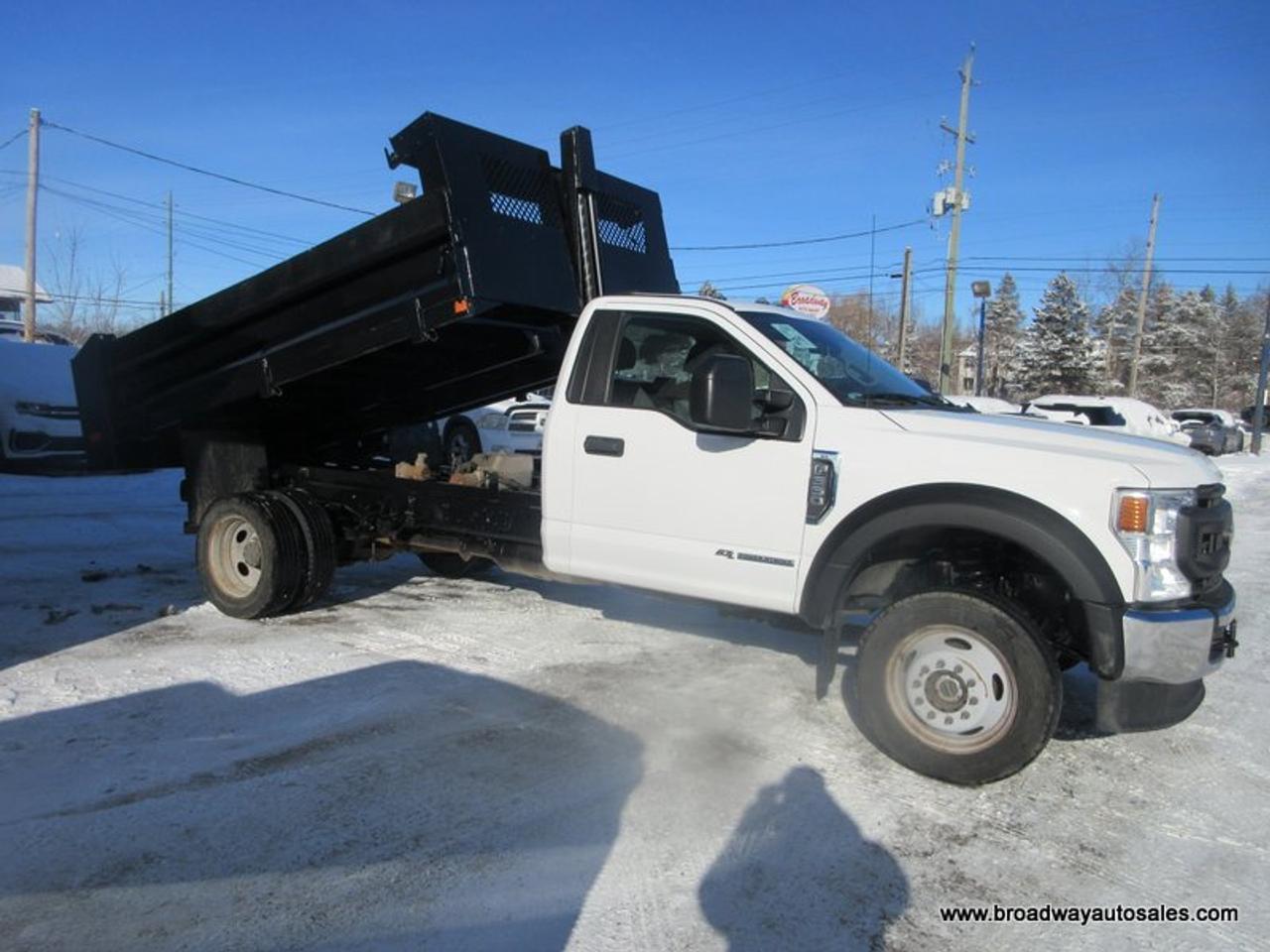 2020 Ford F-550 WORK READY XL-PACKAGE 3 PASSENGER 6.7L - POWER STROKE DIESEL.. 4X4.. REGULAR-CAB.. HYDRAULIC-DUMP-BOX.. TRAILER BRAKE.. Photo