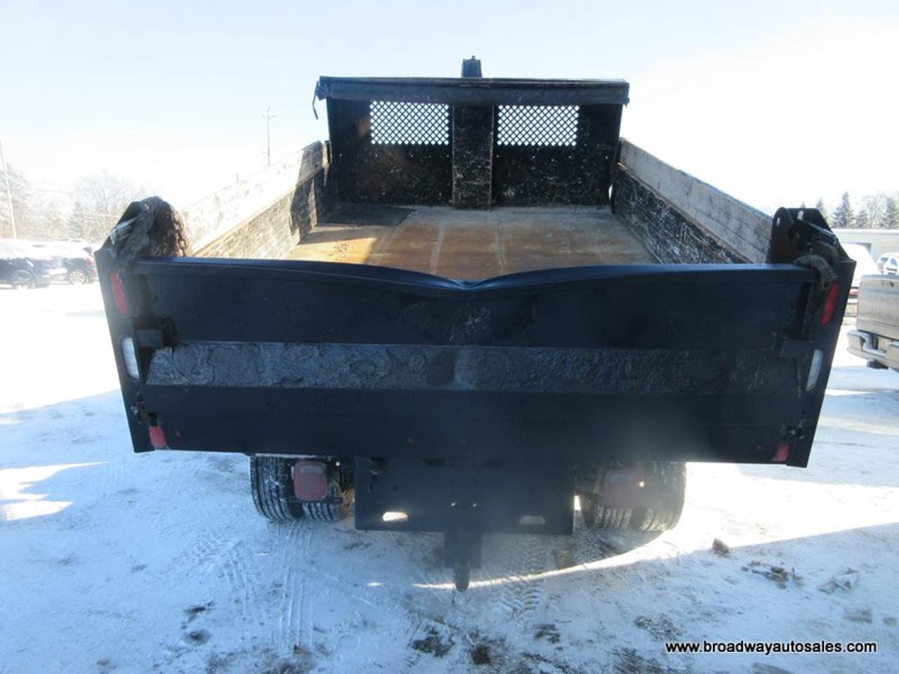 2020 Ford F-550 WORK READY XL-PACKAGE 3 PASSENGER 6.7L - POWER STROKE DIESEL.. 4X4.. REGULAR-CAB.. HYDRAULIC-DUMP-BOX.. TRAILER BRAKE.. Photo