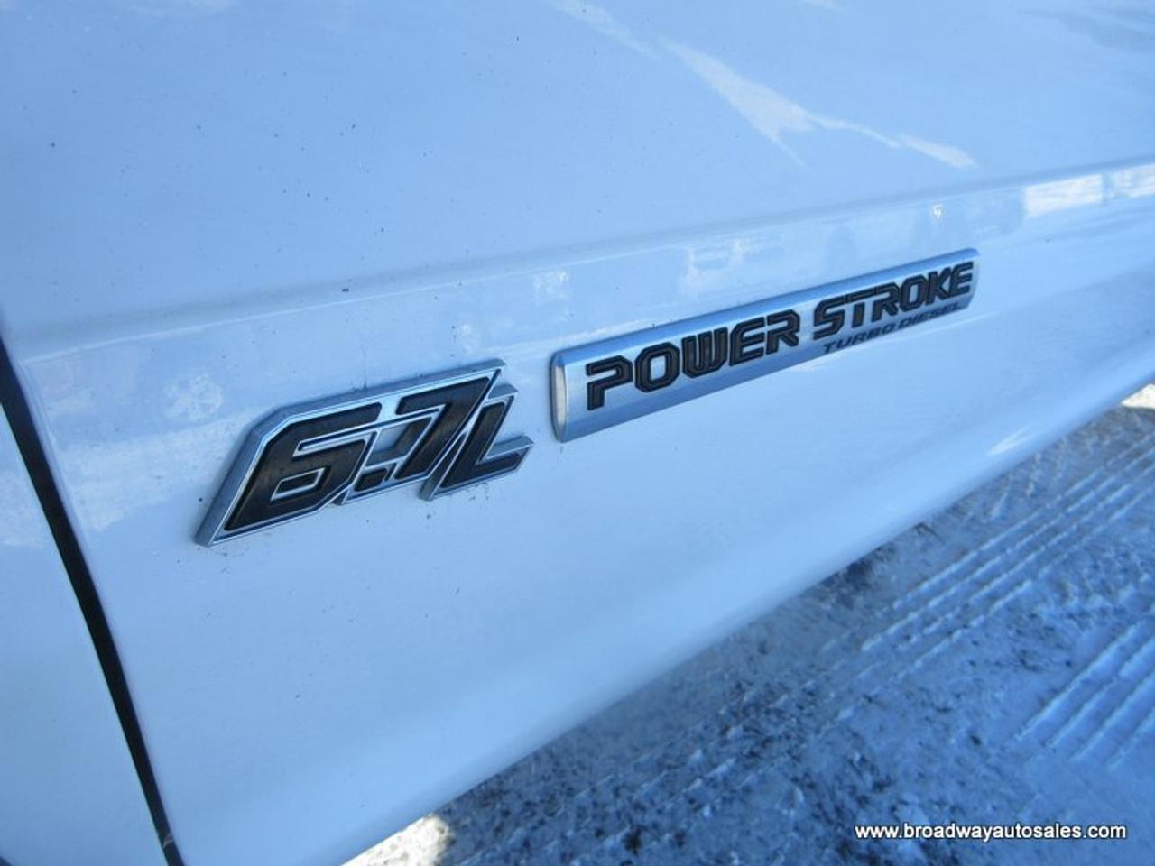 2020 Ford F-550 WORK READY XL-PACKAGE 3 PASSENGER 6.7L - POWER STROKE DIESEL.. 4X4.. REGULAR-CAB.. HYDRAULIC-DUMP-BOX.. TRAILER BRAKE.. Photo