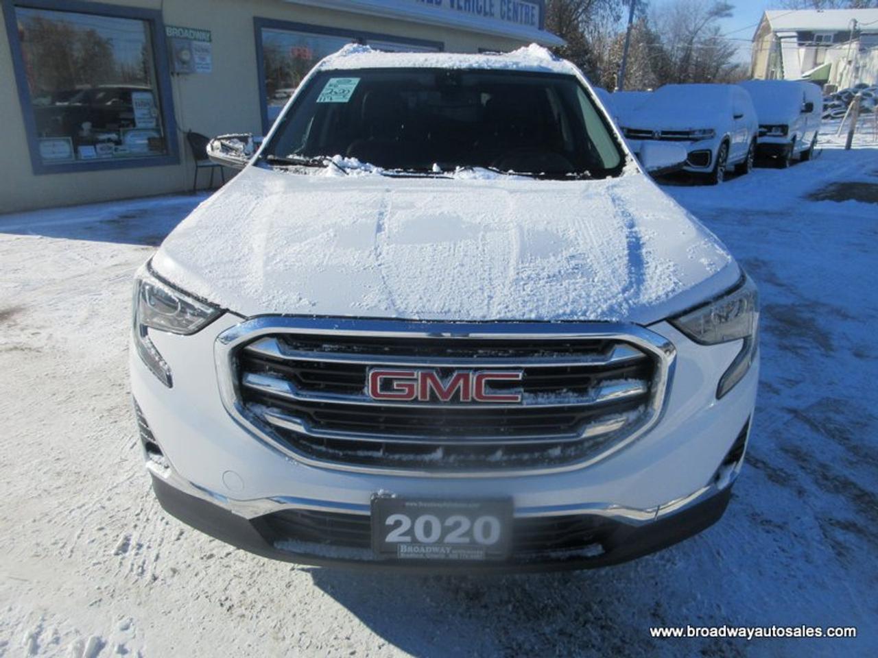 2020 GMC Terrain ALL-WHEEL DRIVE SLT-VERSION 5 PASSENGER 2.0L - TURBO.. NAVIGATION.. PANORAMIC SUNROOF.. LEATHER.. HEATED SEATS & WHEEL.. BOSE AUDIO.. Photo4