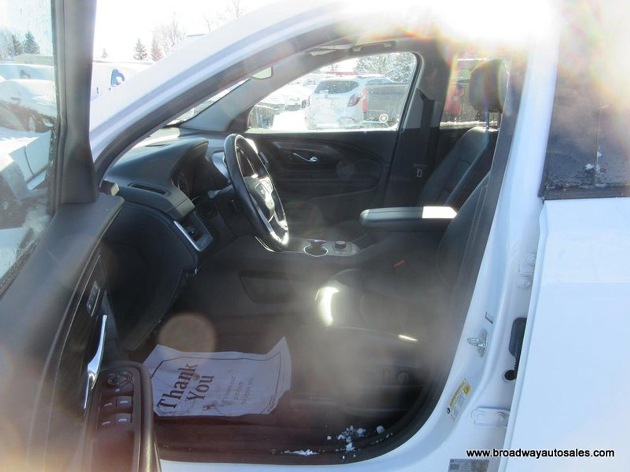 2020 GMC Terrain ALL-WHEEL DRIVE SLT-VERSION 5 PASSENGER 2.0L - TURBO.. NAVIGATION.. PANORAMIC SUNROOF.. LEATHER.. HEATED SEATS & WHEEL.. BOSE AUDIO.. Photo