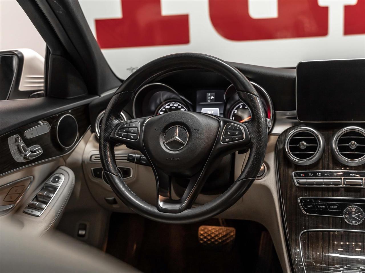 2015 Mercedes-Benz C 300 C 300|AMG PKG|BLINDSPOT|NAVI|REAR CAM|PANO|ACCIDENT FREE Photo