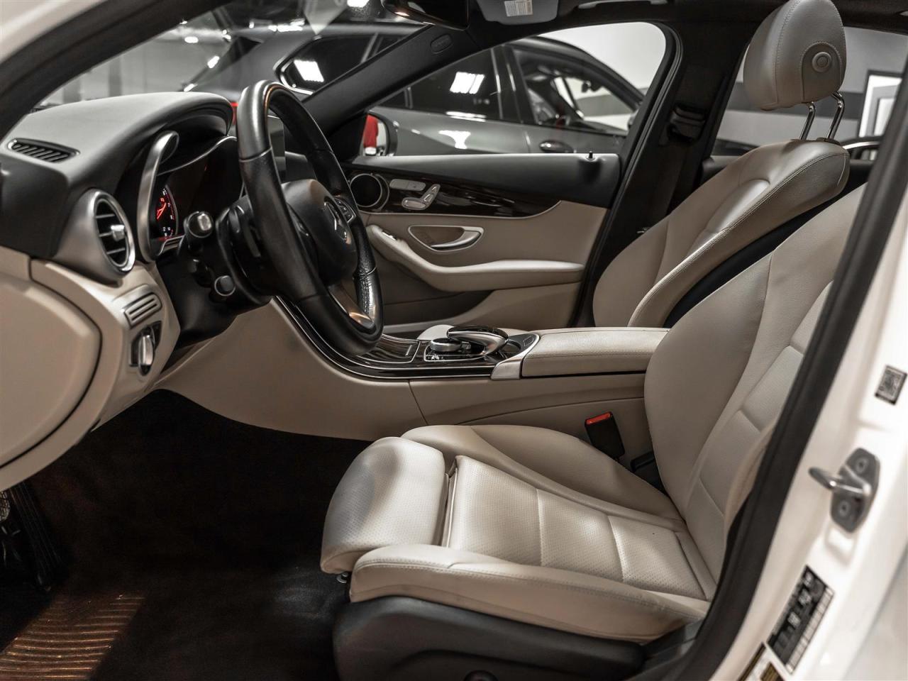 2015 Mercedes-Benz C 300 C 300|AMG PKG|BLINDSPOT|NAVI|REAR CAM|PANO|ACCIDENT FREE Photo