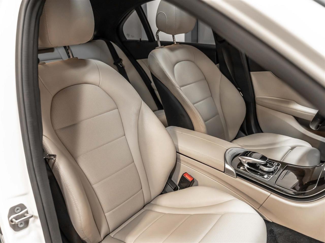 2015 Mercedes-Benz C 300 C 300|AMG PKG|BLINDSPOT|NAVI|REAR CAM|PANO|ACCIDENT FREE Photo