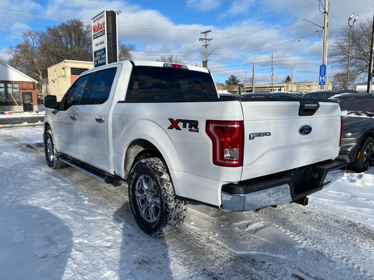 2017 Ford F-150 SuperCrew |  XTR | XLT | 5.0L V8 Photo